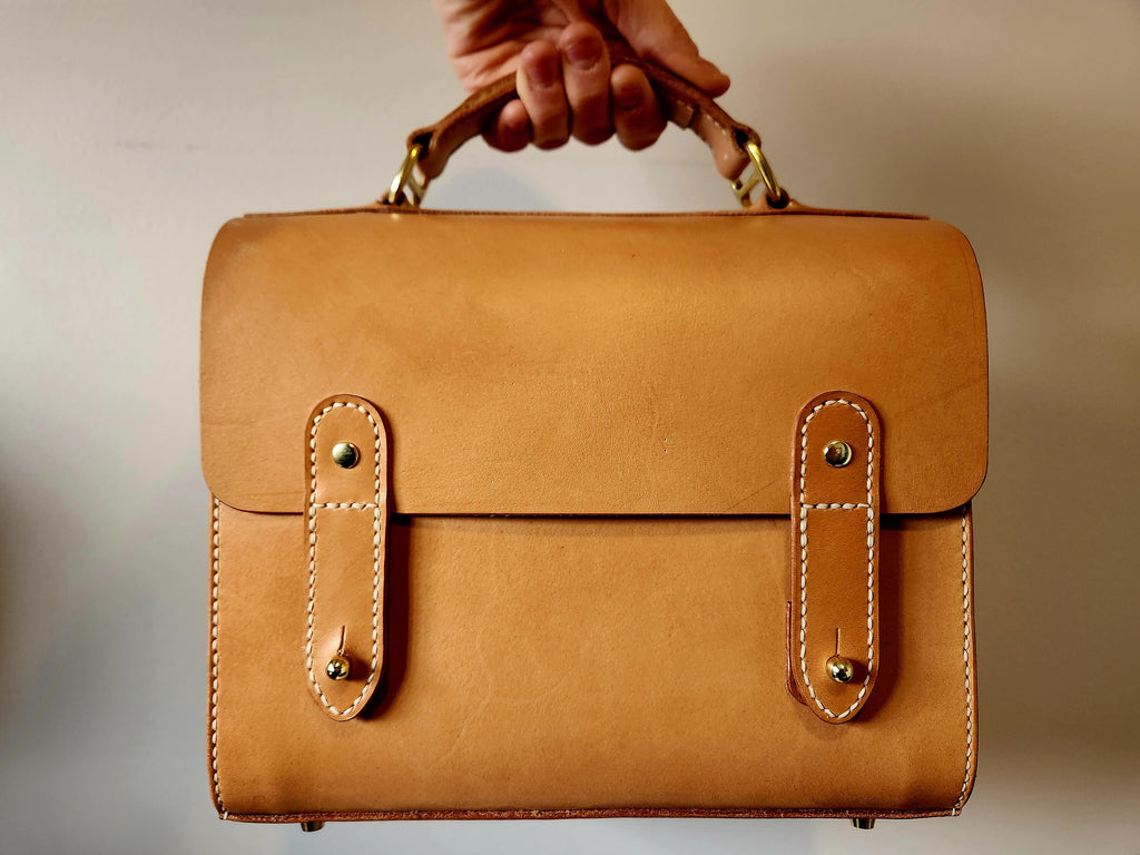 Leather Pattern | Mini Messenger Bag | PDF Printable Pattern with Video Tutorial