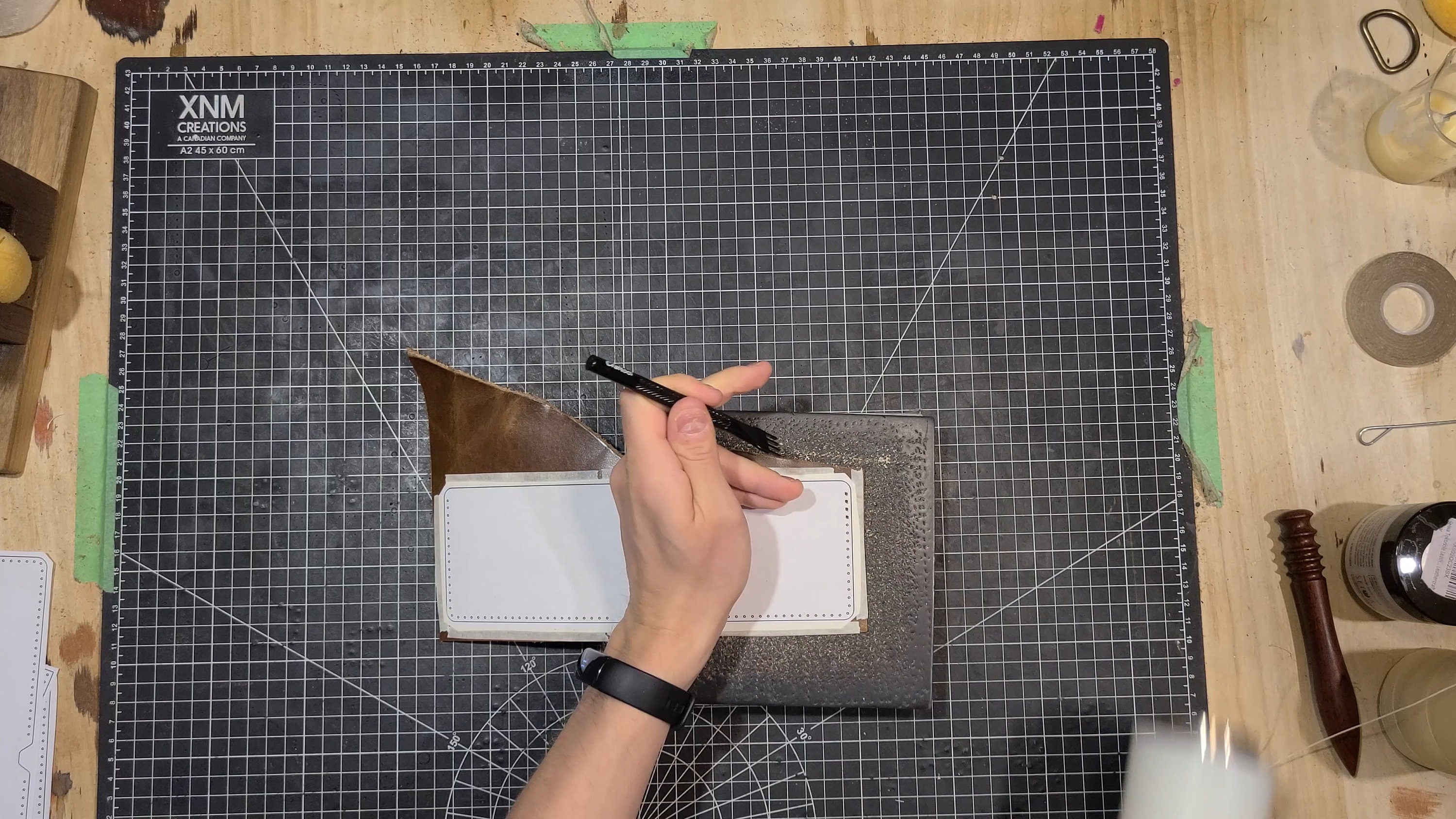 Bifold 4-Card Wallet - DIY Leathercraft PDF Pattern with Video Tutorial