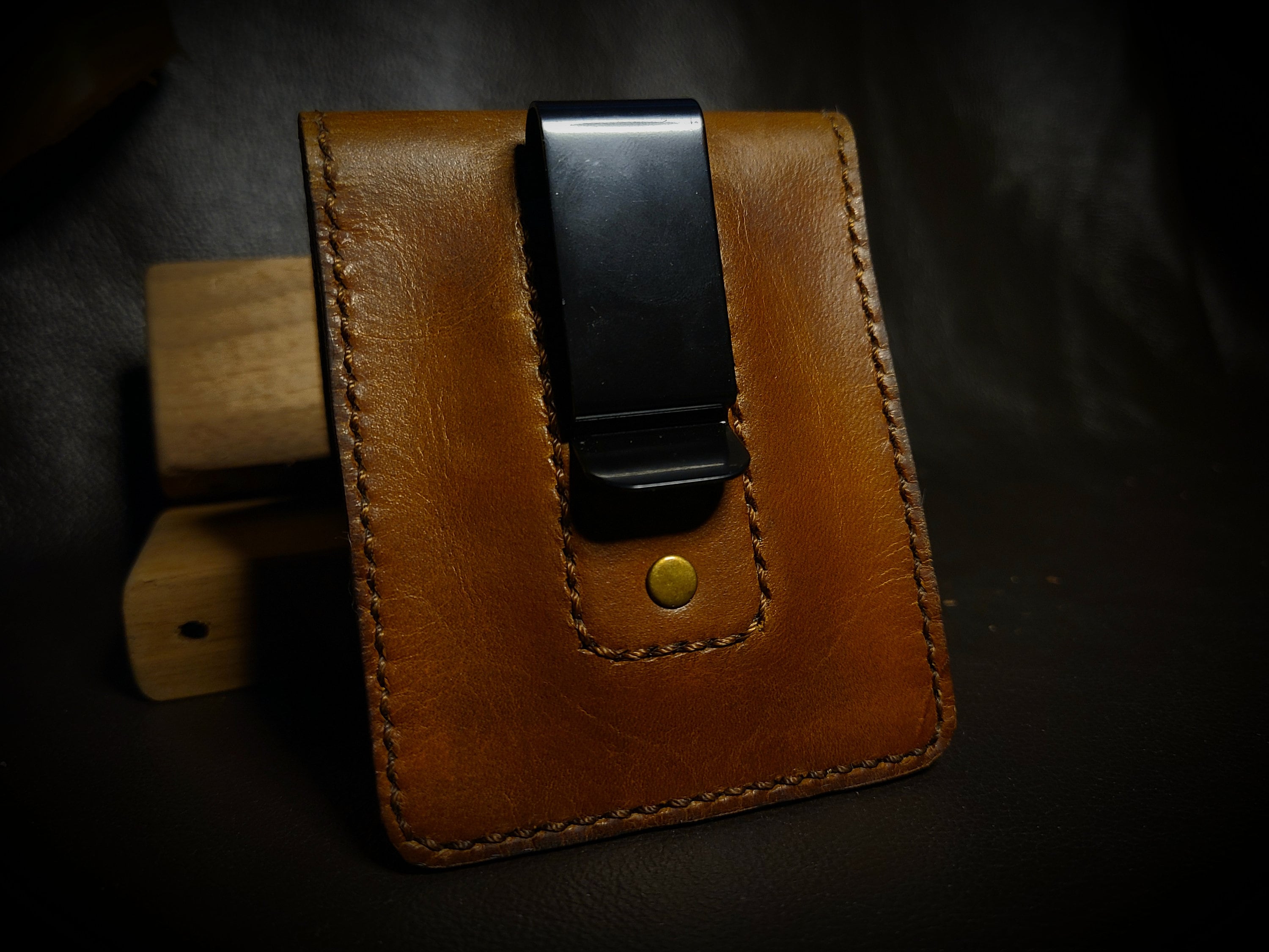 Hunter's Clip Diaphragm Call Case DIY Leather Pattern with Video Tutorial