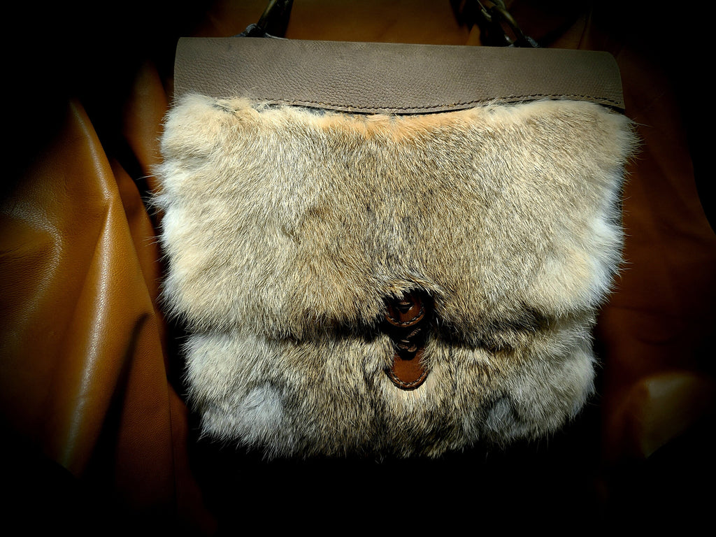 Forager's Satchel With Fur Trim Leather Pattern with Video Tutorial