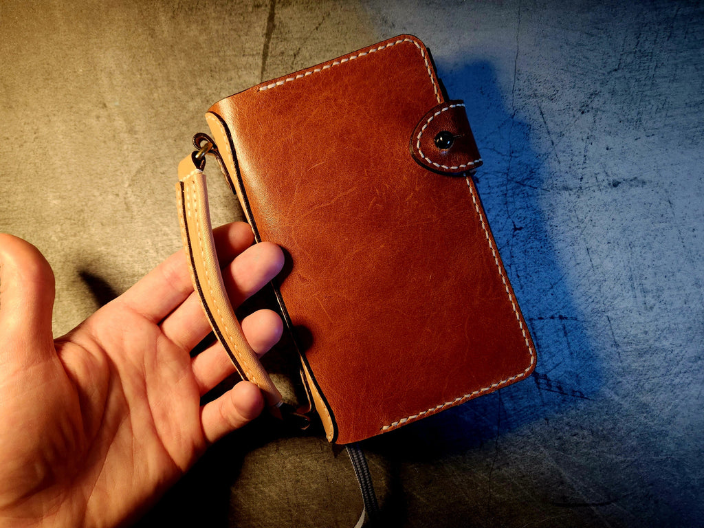 Leather Pattern Field Notebook Cover with Handle PDF Pattern | Moleskine & Leuchtturm pocket compatible | Leathercraft Video Tutorial