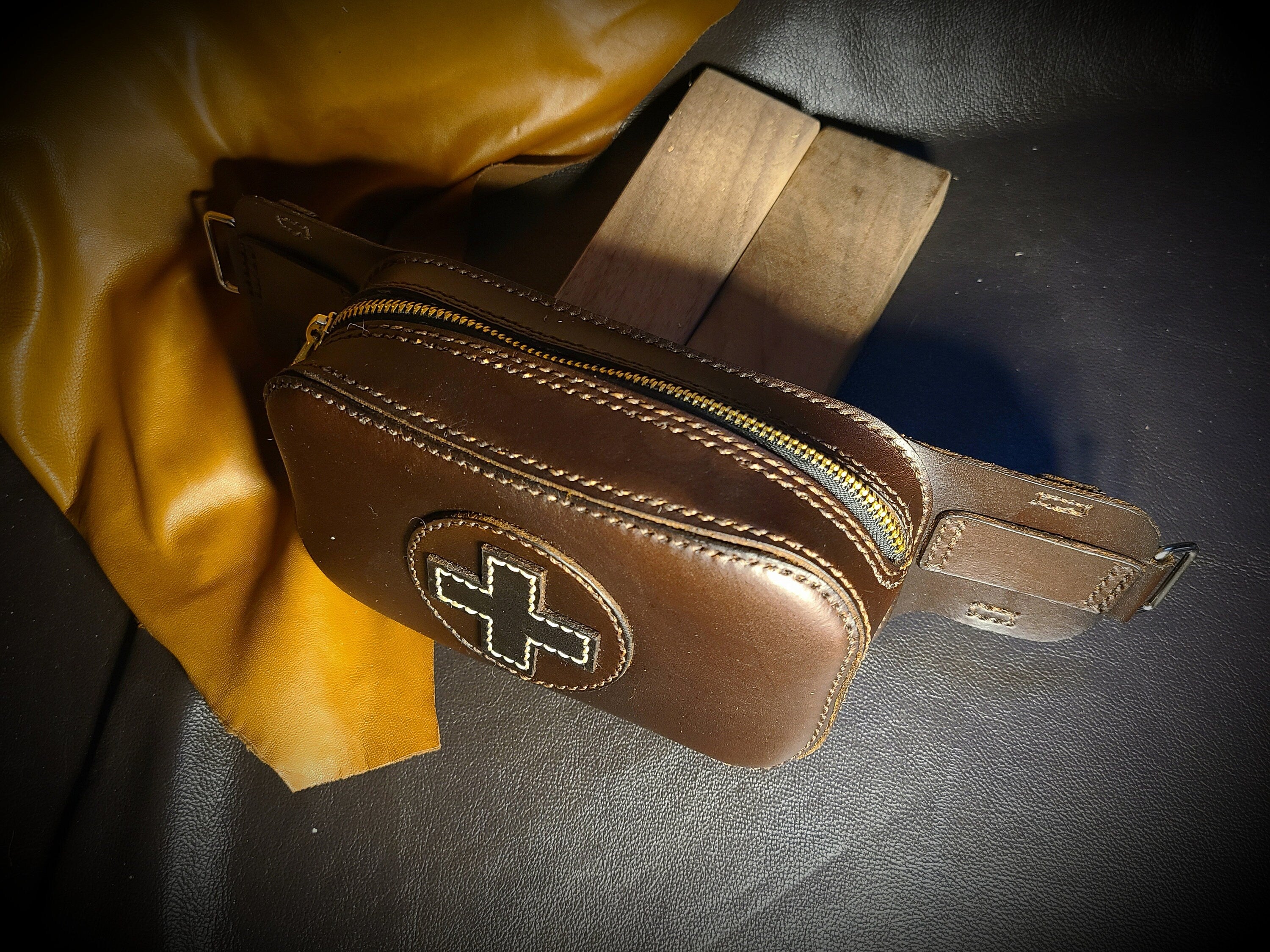 Utility Fanny Pack Leather Pattern - with Video Tutorial