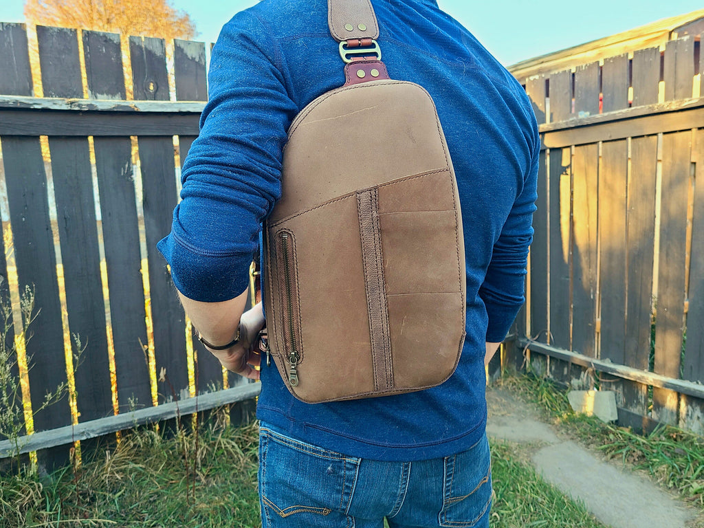 Leather Sling Bag - DIY Leather Pattern PDF Tutorial with Video - Traveller's Day Pack